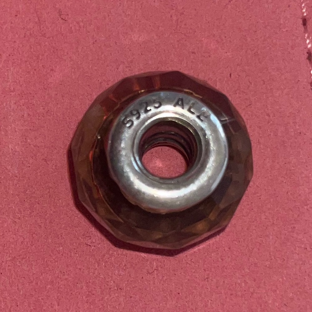 Pandora Mauve colored faceted Glass Bead - Picture 4 of 6